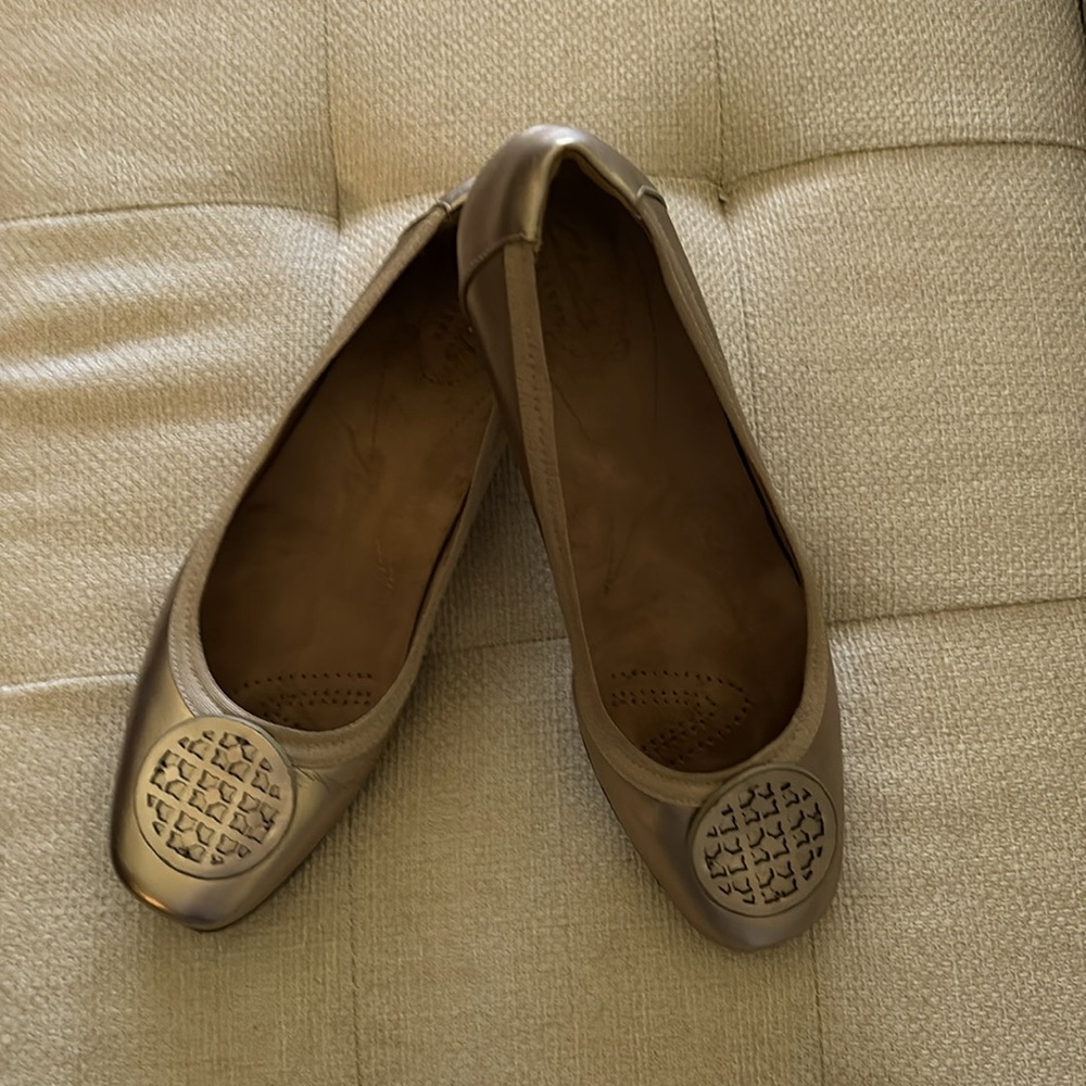 Clarks metallic gold ballet flats women’s size 8